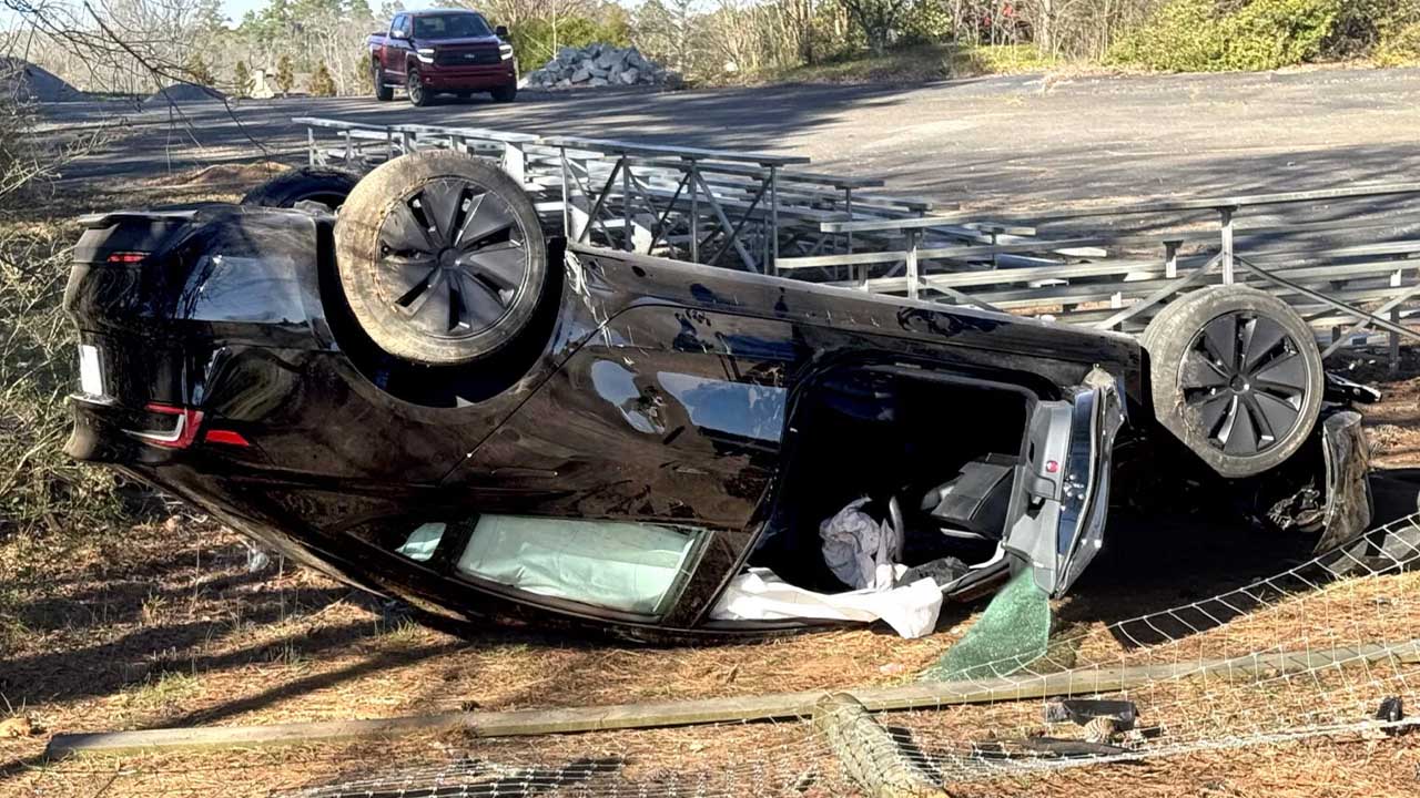 Tesla Model 3 FSD kazası