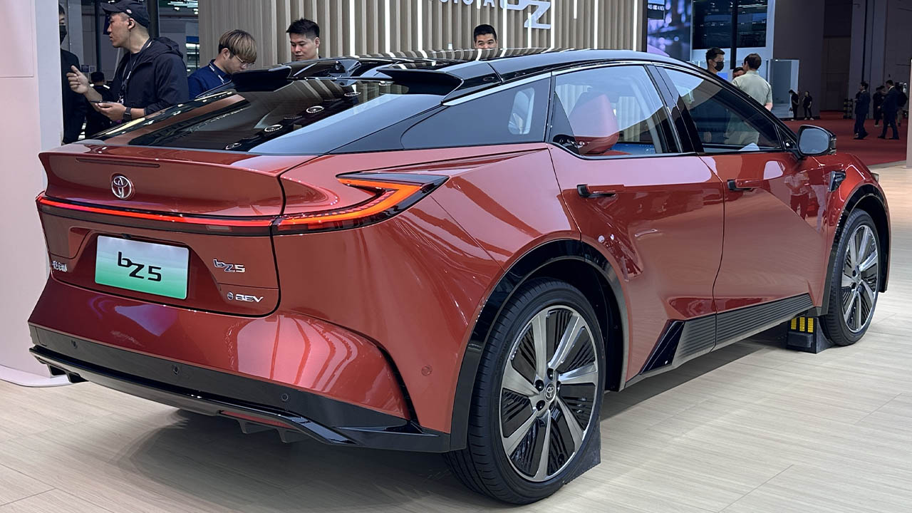 Toyota bZ5 fiyatı