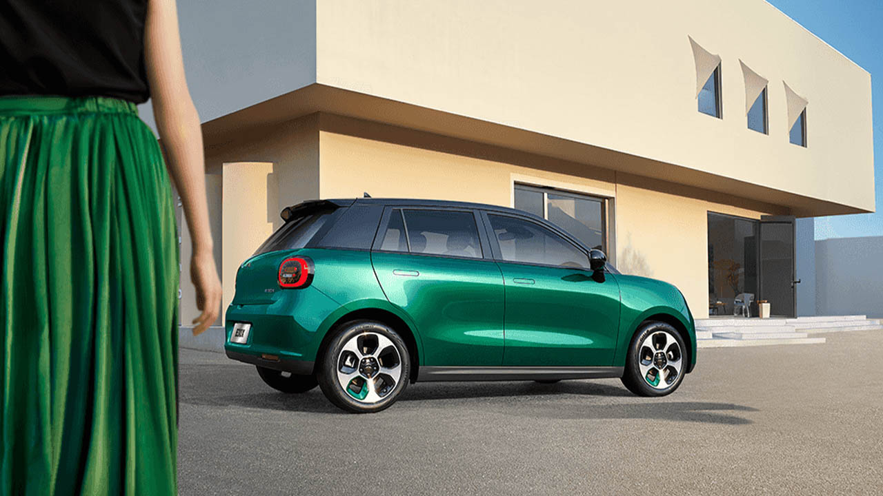 Elektrikli hatchback