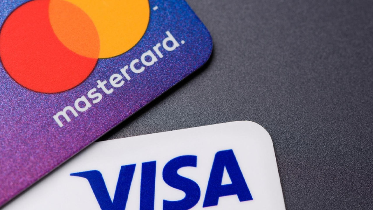 Steam kullanıcılarından Mastercard ve Visa'ya cinsel içerikli oyun tepkisi