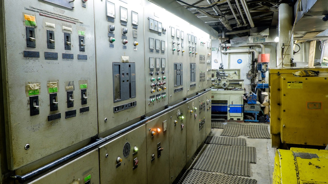 7dcdecaf526a8bfedbc8b085f4823a95b89ec87c