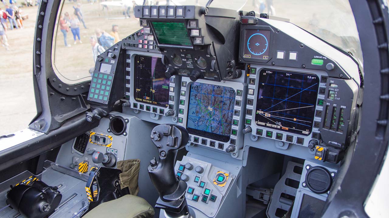 eurofighter typhoon kokpit