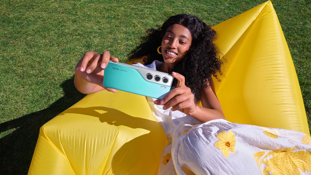 TECNO CAMON 40