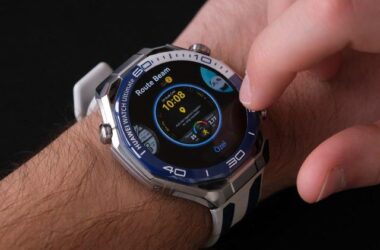 Suyun 150 Metre Altında İletişim Sunan Huawei Watch Ultimate 2 İncelemesi