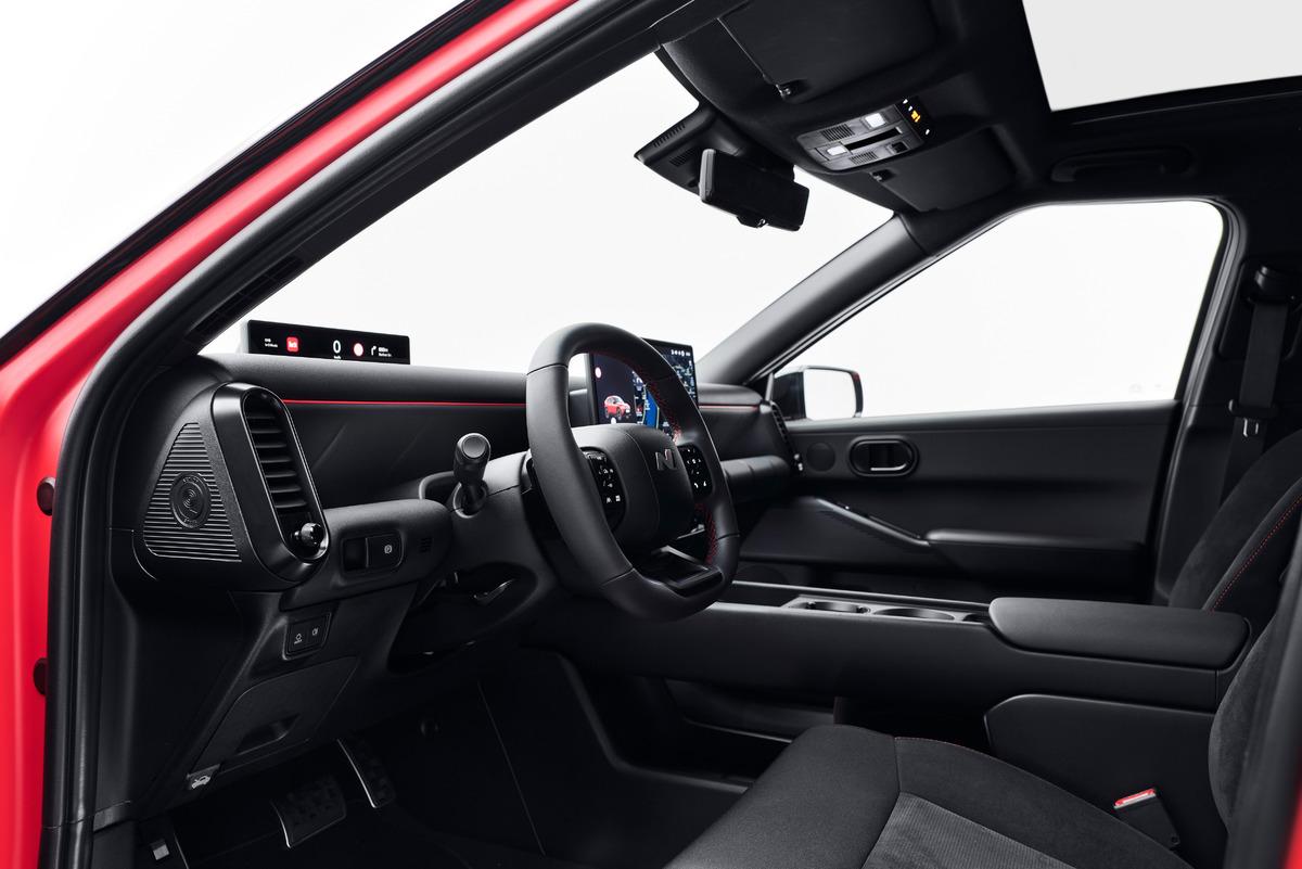 hyundai-ioniq-3-unveil-0426-interior-01