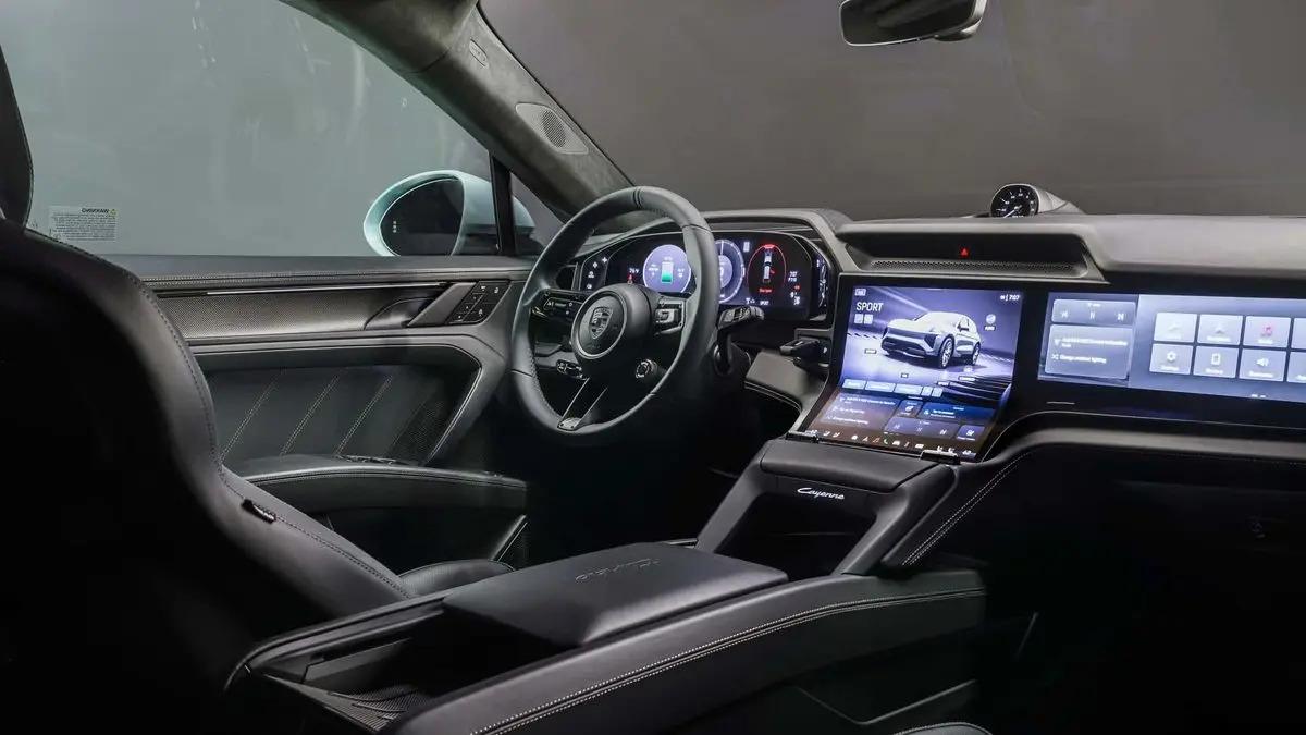 cayeniç