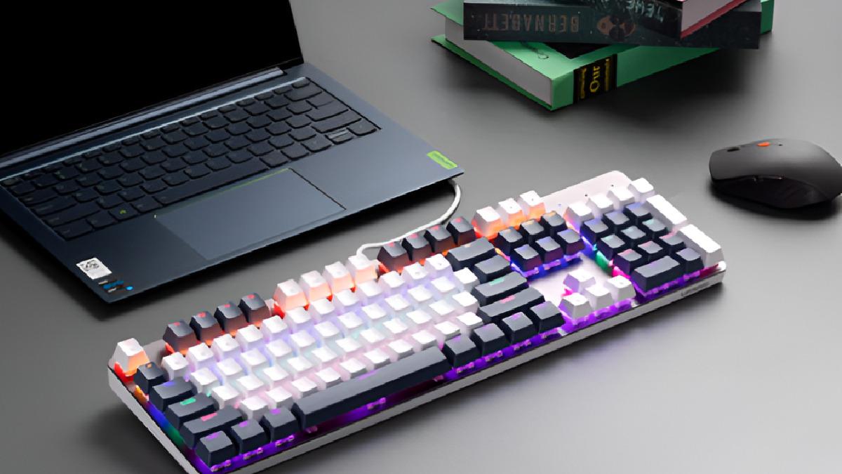 Lenovo, Sudan Ucuz RGB’li Oyuncu Klavyesi Tanıttı!