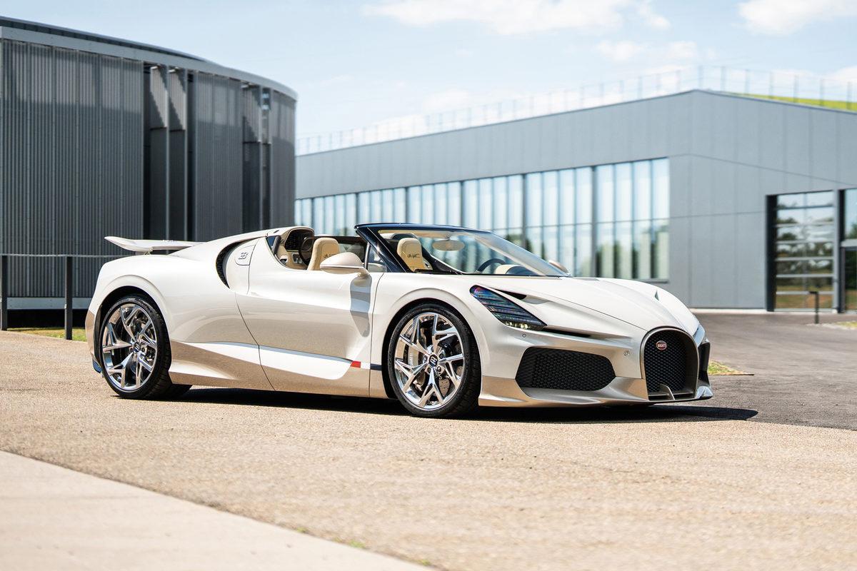 02 2606 BUGATTI-W16-Mistral-End-of-Production-1
