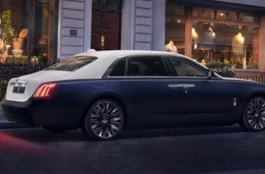 Özel Üretim Rolls-Royce Ghost Savile Row Tanıtıldı