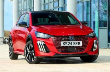 Peugeot 208 Benzinli Modelinin Geleceği: Elektrikli Dönüşümün Ardında Ne Var?