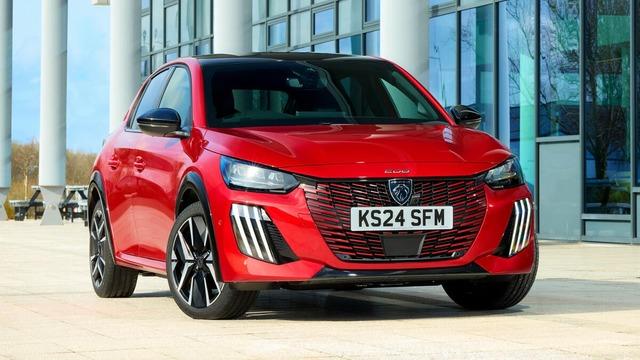 Peugeot 208 Benzinli Modelinin Geleceği: Elektrikli Dönüşümün Ardında Ne Var?