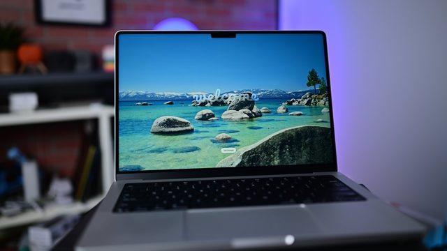 Samsung, OLED Ekranlı MacBook’larda Apple’ın Tek Tedarikçisi Oluyor: Geleceğin Dizüstü Teknolojisi