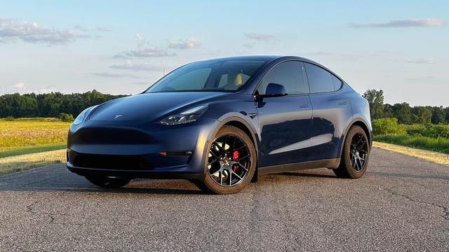 İkinci El Tesla’yı Sıfır Fiyatının Üzerine Koyan Satıcıya Ticaret Bakanlığı 325 Bin TL Ceza Kesti