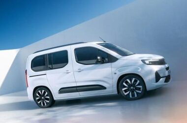 Opel Combo Artık Türkiye’de Üretilecek: Bursa Yerli Ticari Araç Üretim Üssü Oluyor!