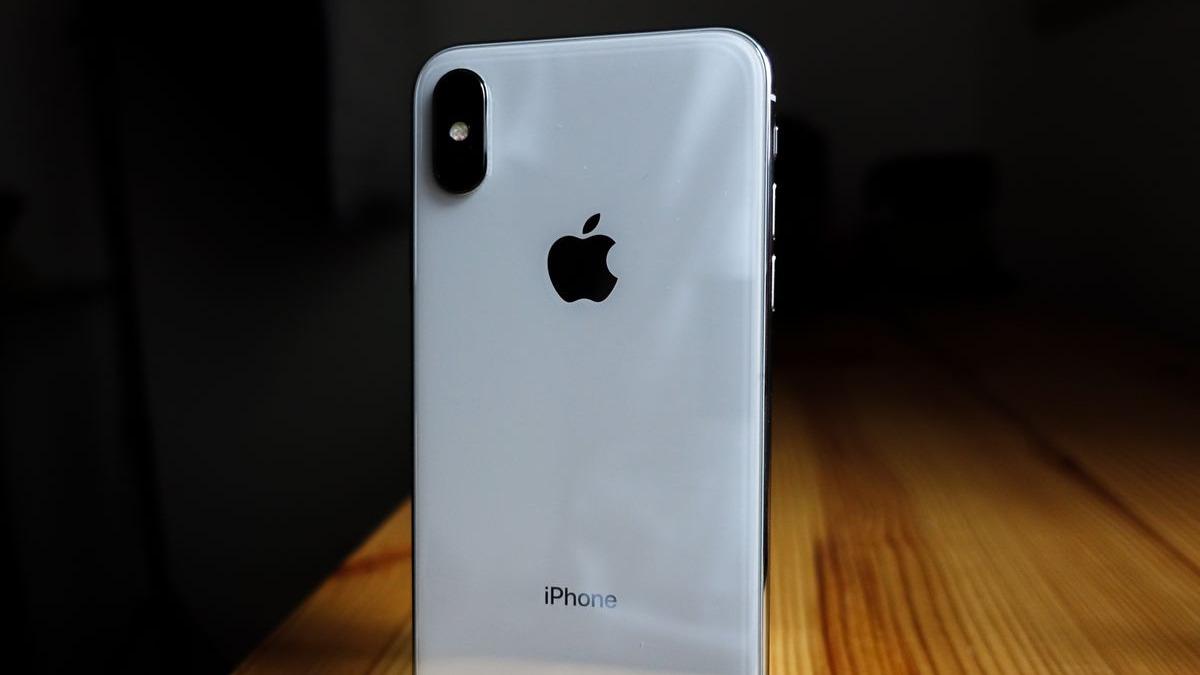Bir Efsanenin Sonu: Apple, iPhone X’i Külüstür İlan Etti!