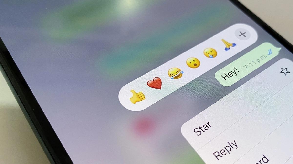 WhatsApp'a Animasyonlu Emoji Tepkileri Geliyor