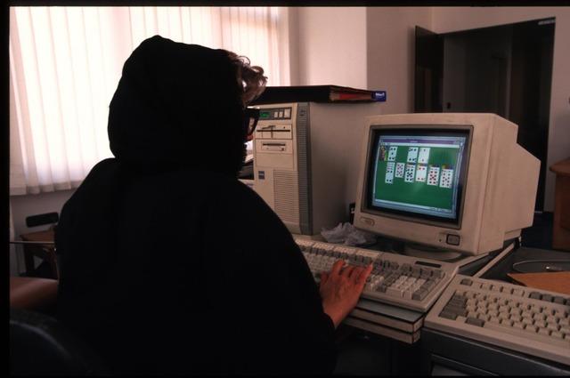 Solitaire Windows’a Neden Yüklendi? Asıl Amacı Neydi?