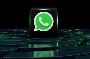 WhatsApp’ın “Liquid Glass” Tasarımı Tamamlanıyor: İşte Yeni Değişiklikler!