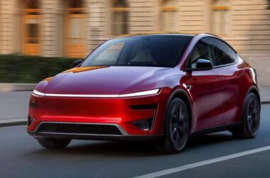 Tesla Model Y’yi Sıfırından Pahalı Satanlara Para Cezası Uygulandı!