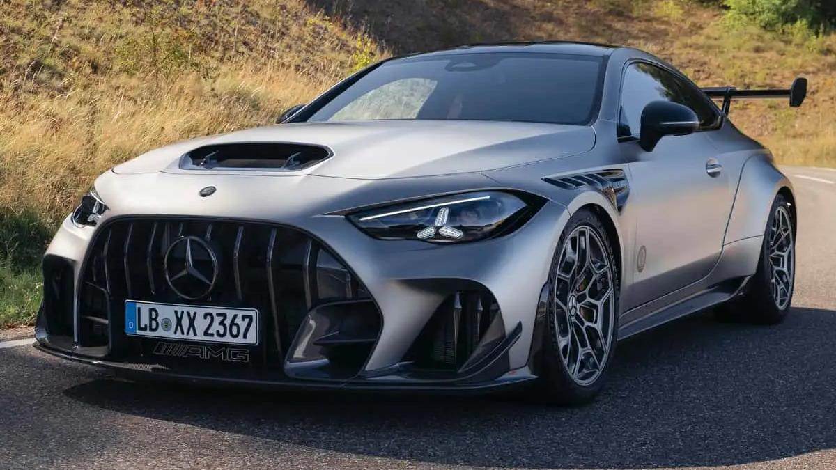 637 Beygirlik V8 Motorla Gelen Canavar Mercedes-AMG CLE 646 Tanıtıldı