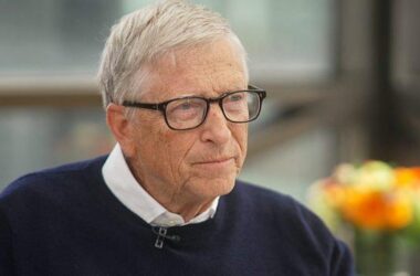 Bill Gates de Umutsuz: “Yapay Zekâ Düzenlemelerinde Küresel Uzlaşı, Soğuk Savaş’taki Nükleer Pazarlıklardan Daha Zor Olacak”