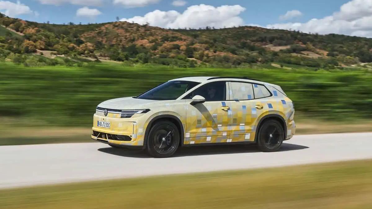 Volkswagen ID.4 Gidiyor, Elektrikli ID. Tiguan Geliyor! İlk Görselleri Paylaşıldı