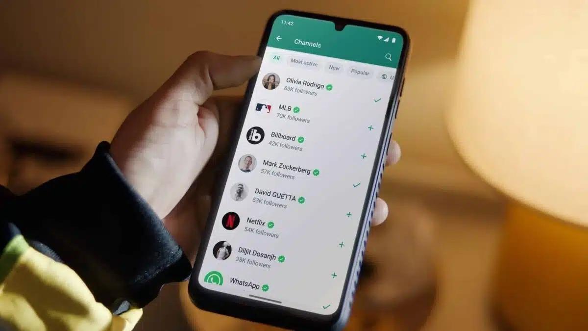 WhatsApp Yıllar Sonra İlk Kez Köklü Bir Değişikliğe Hazırlanıyor: Yeni Tasarım Düzeni Nasıl Olacak?