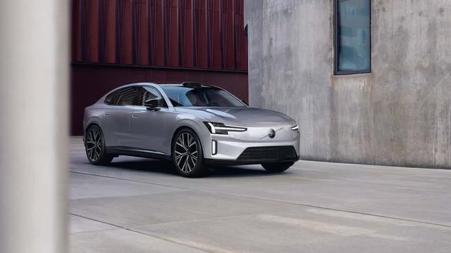 Elektrikli Volvo ES90 Türkiye’de! İşte Fiyatı