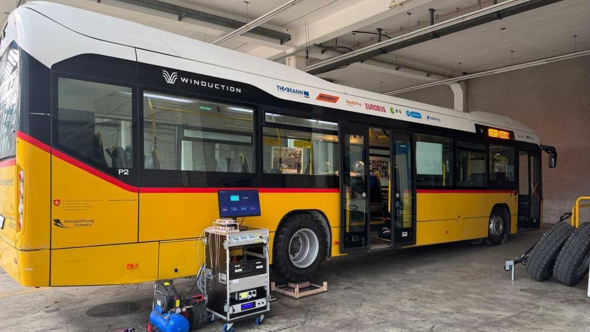 Ne Kablo Var Ne Fiş: Asfalttan Elektrik Çeken Akıllı Lastik Üretildi!
