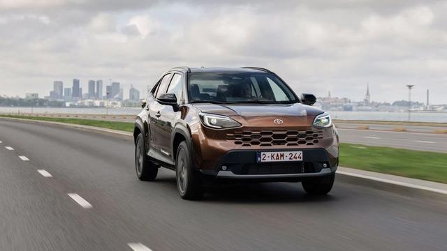 Yeni Toyota Yaris Cross Hybrid Türkiye’de Satışa Sunuldu: İşte Özellikleri ve Fiyatı!