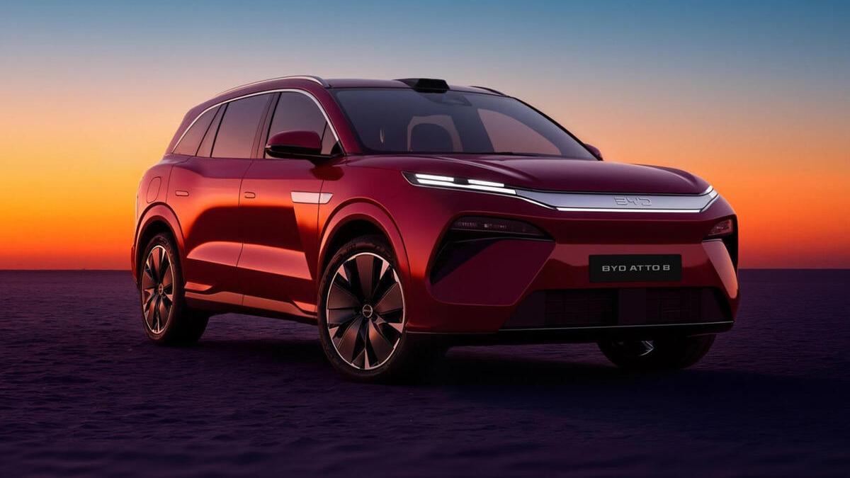 Yen BYD Atto 8 Tanıtıldı: 5 Dakika Şarjla %70 Şarj, 764 Beygir Güç!