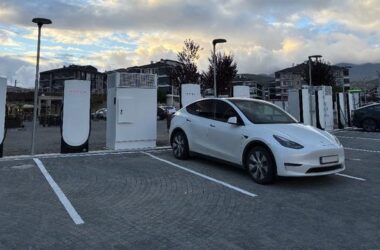 Tesla, Bolu’da Bir Supercharger İstasyonu Daha Açtı!