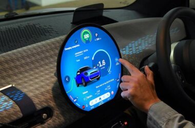 MINI Yuvarlak Ekranlardan Vazgeçmiyor: Tasarım Devam Edecek